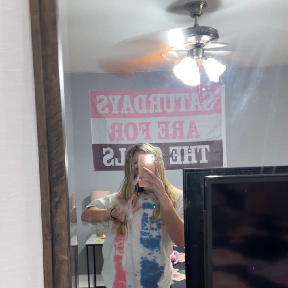 Meet your Posher, Elle